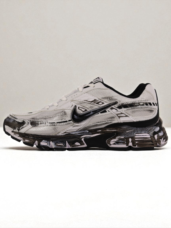 Nike Initiator