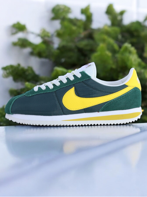 Nike Cortez