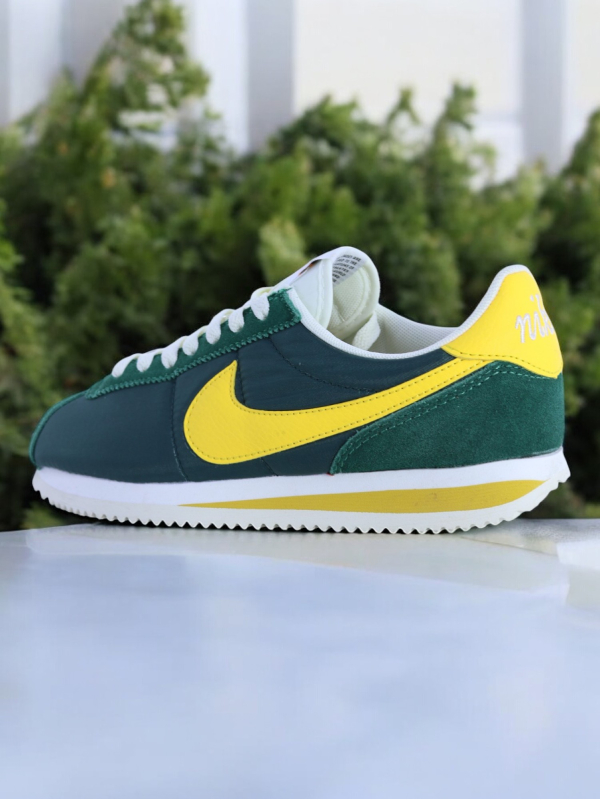 Nike Cortez