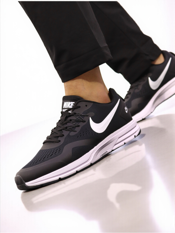 Nike Air Relentless 26
