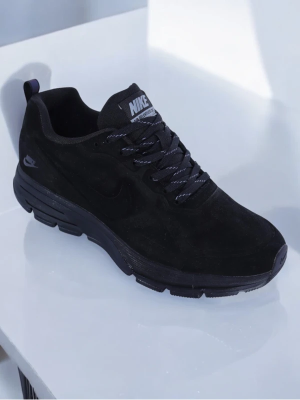Nike Air Relentless 26