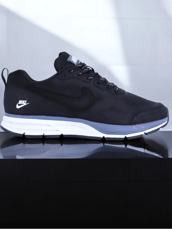 Nike Air Relentless 26