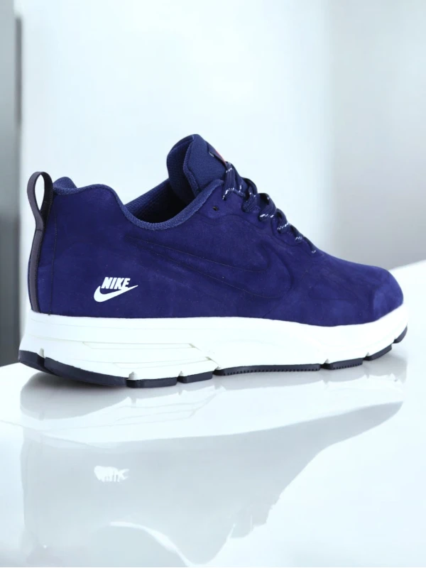 Nike Air Relentless 26