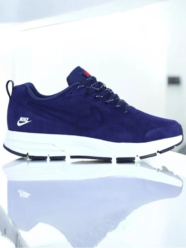 Nike Air Relentless 26