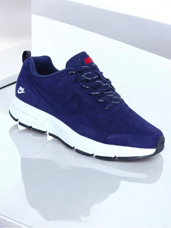 Nike Air Relentless 26