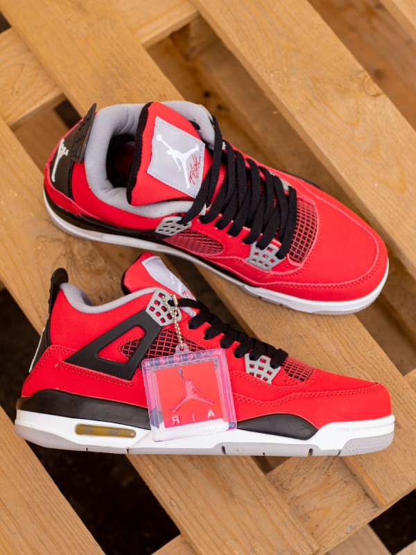 Nike Air Jordan 4
