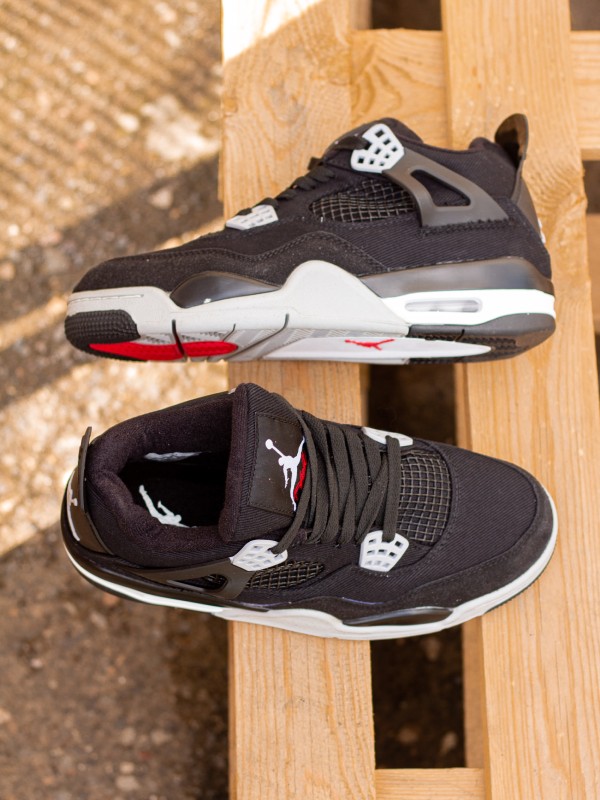 Nike Air Jordan 4