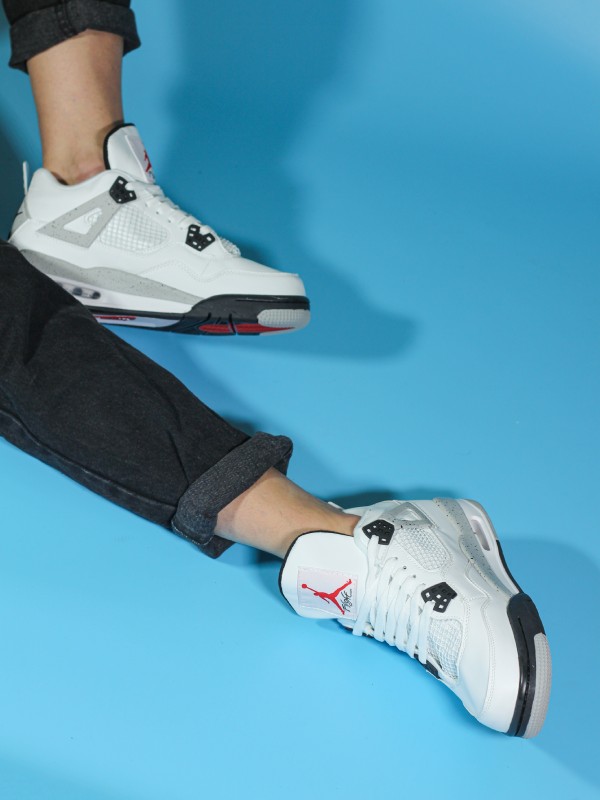 Nike Air Jordan 4