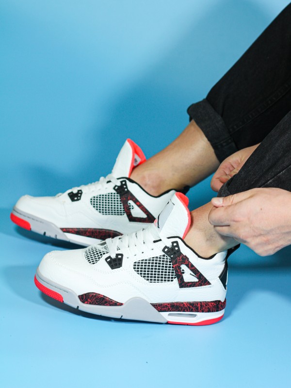 Nike Air Jordan 4