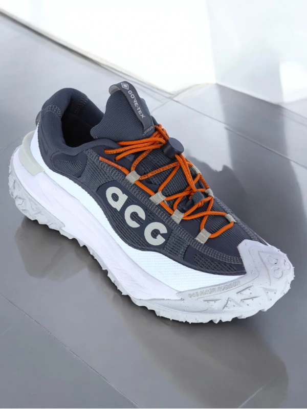 Nike ACG