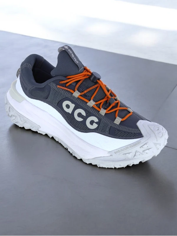 Nike ACG