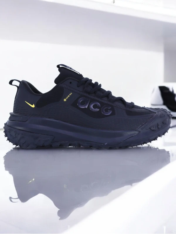 Nike ACG