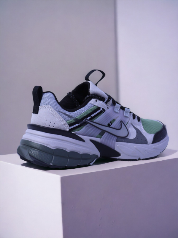 Nike V2K Run