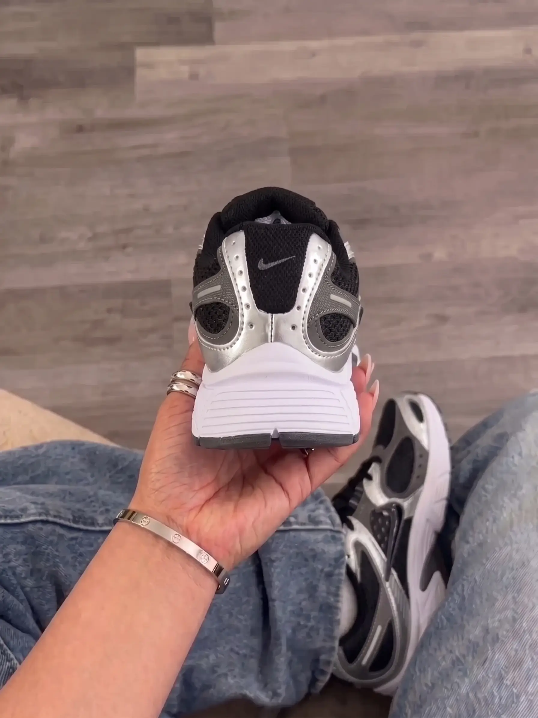 Nike V5 RNR
