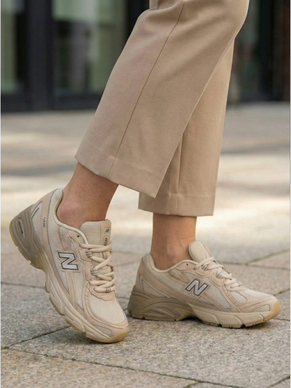 New Balance 740