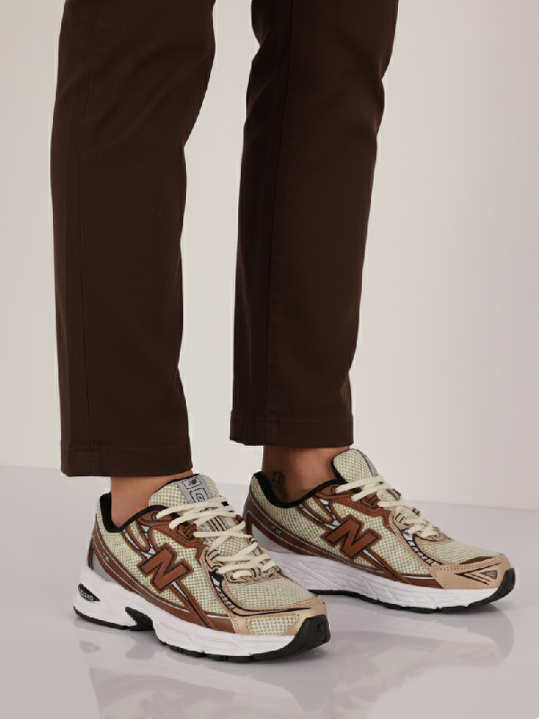 New Balance 740