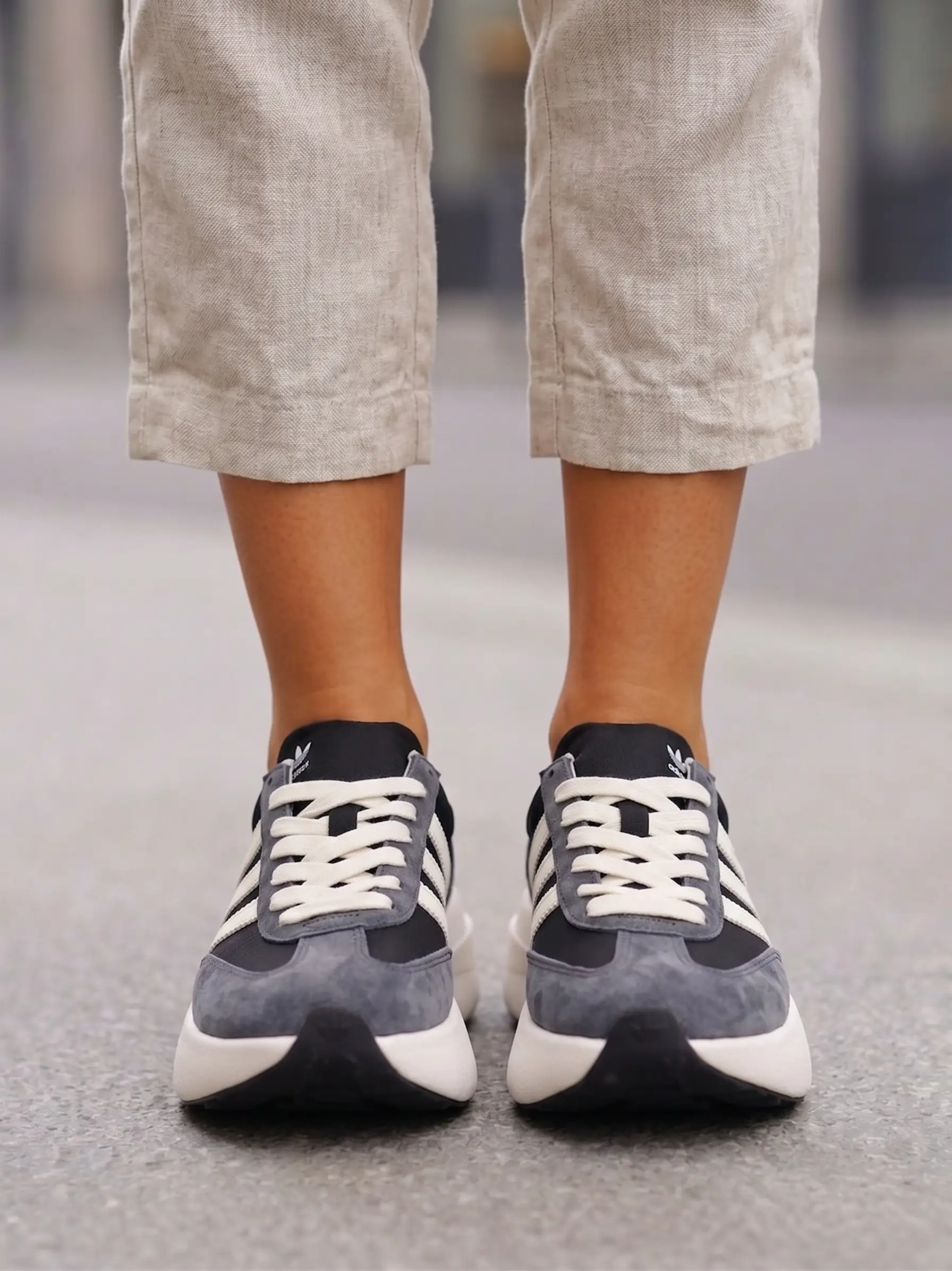 Adidas SL 72