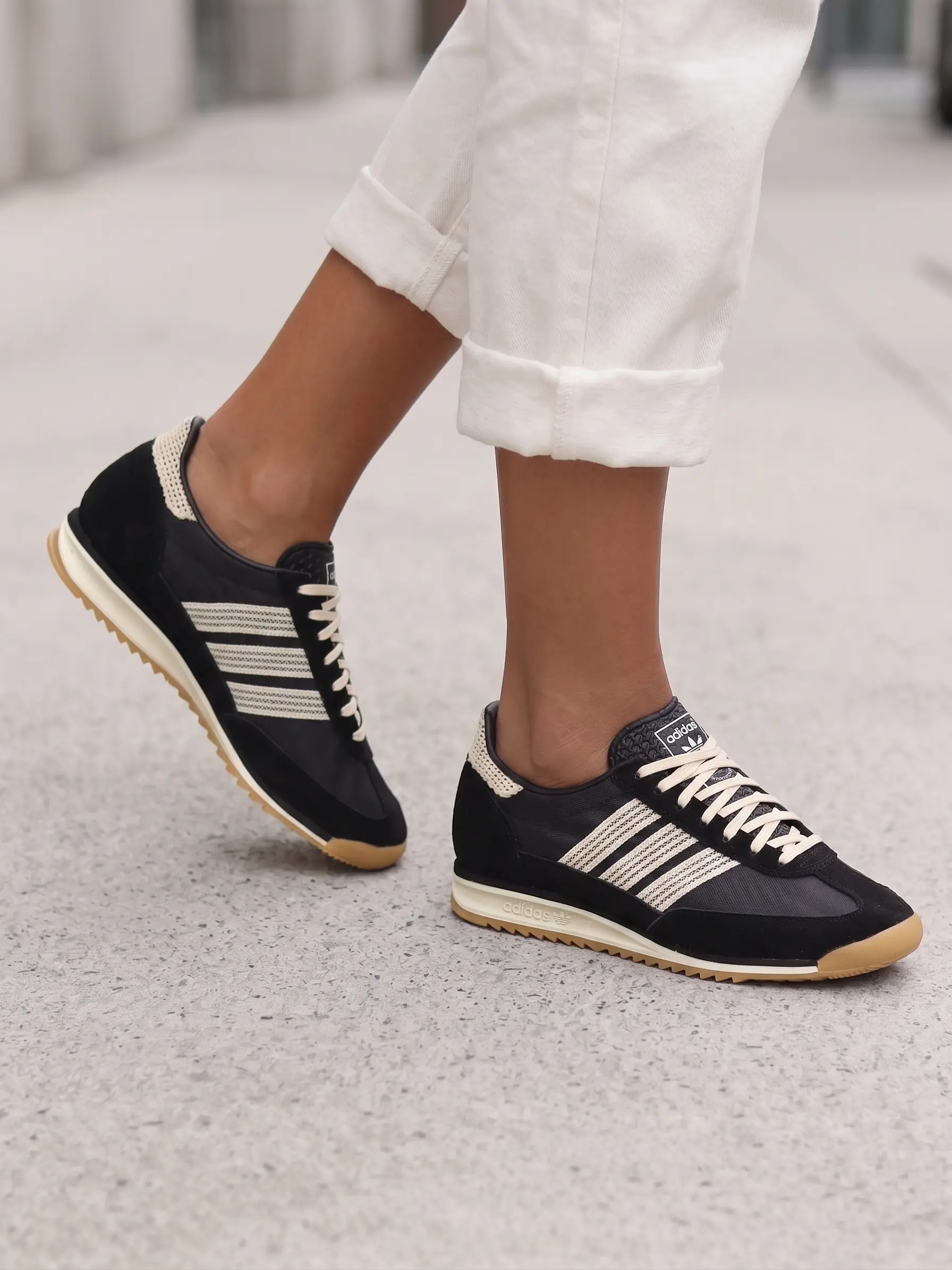 Adidas SL 72