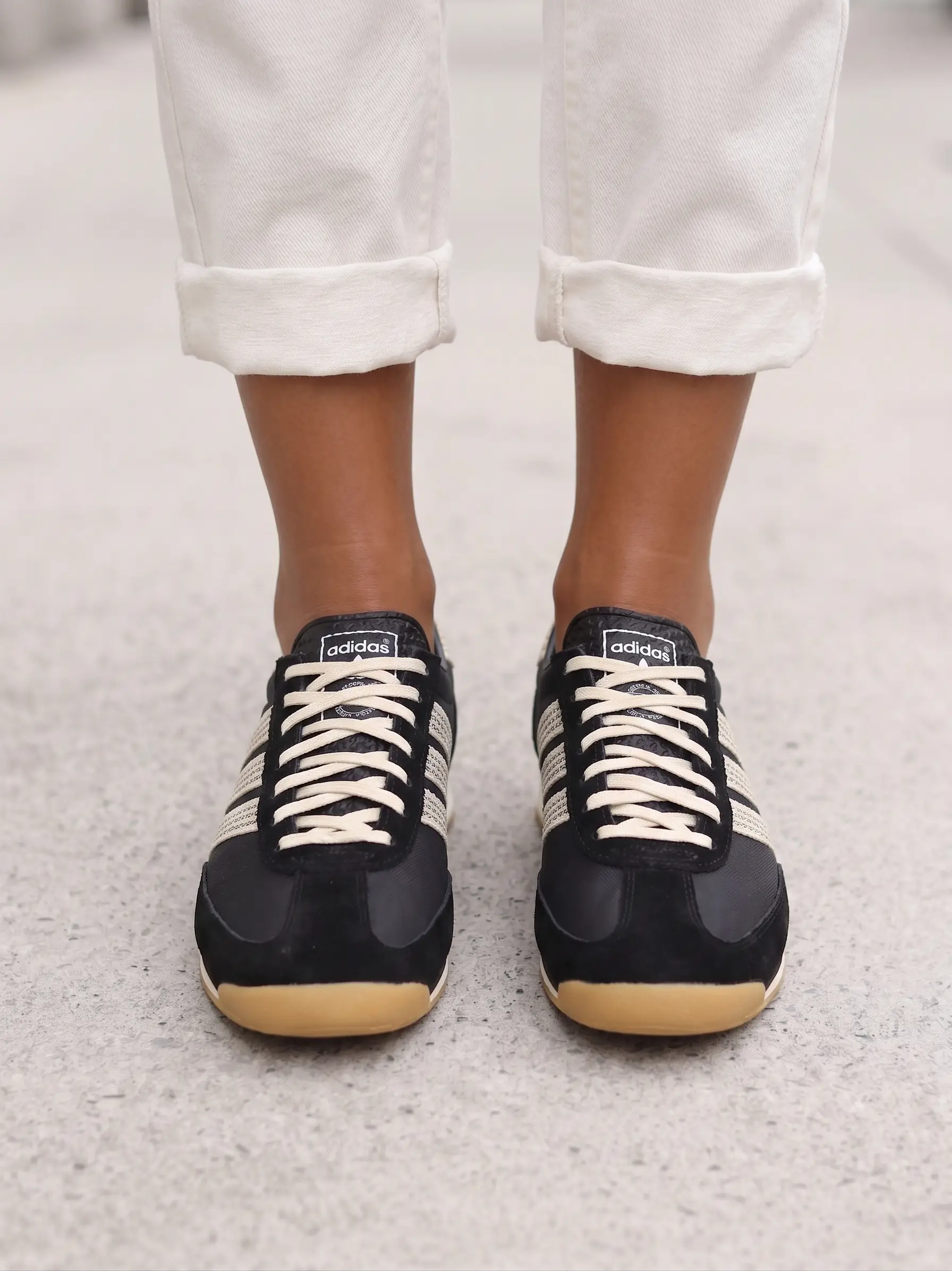Adidas SL 72