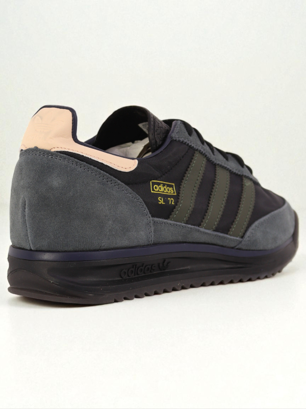 Adidas SL 72