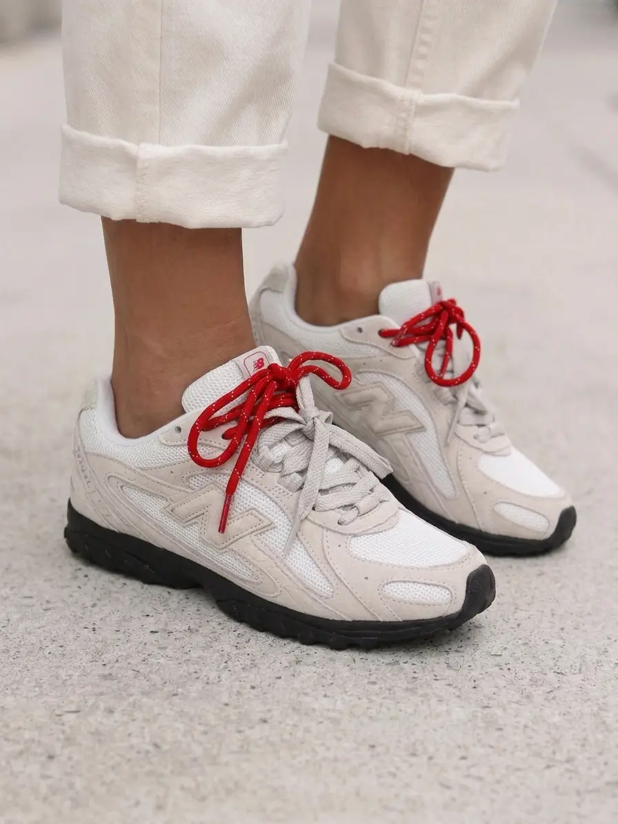 New Balance 204L