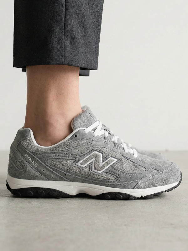 New Balance 204L