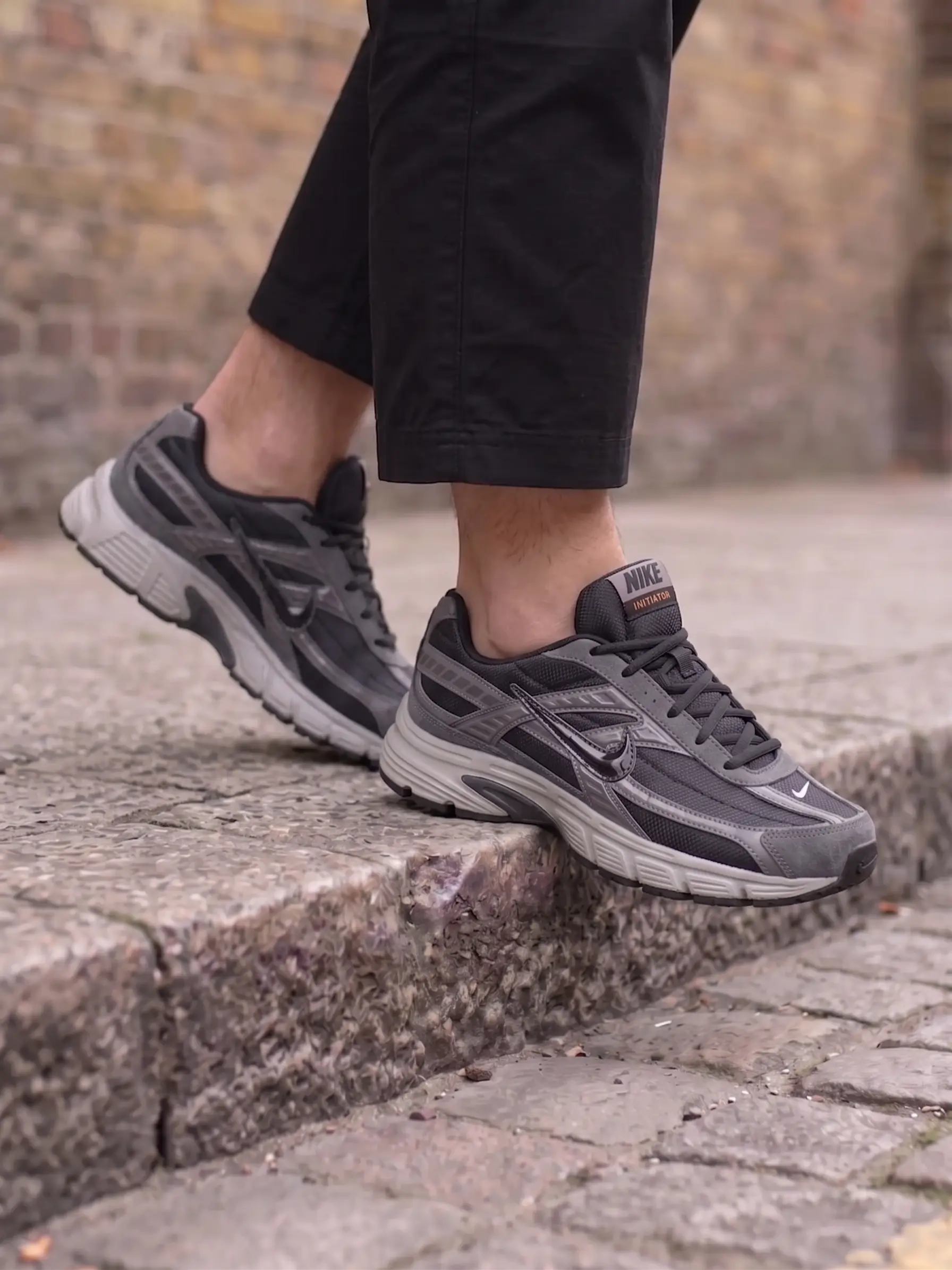 Nike Initiator