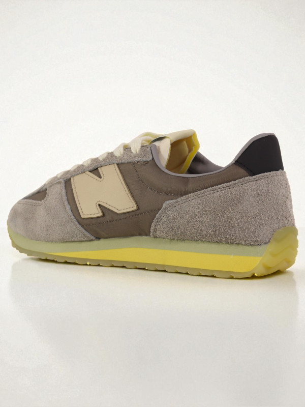 New Balance 471