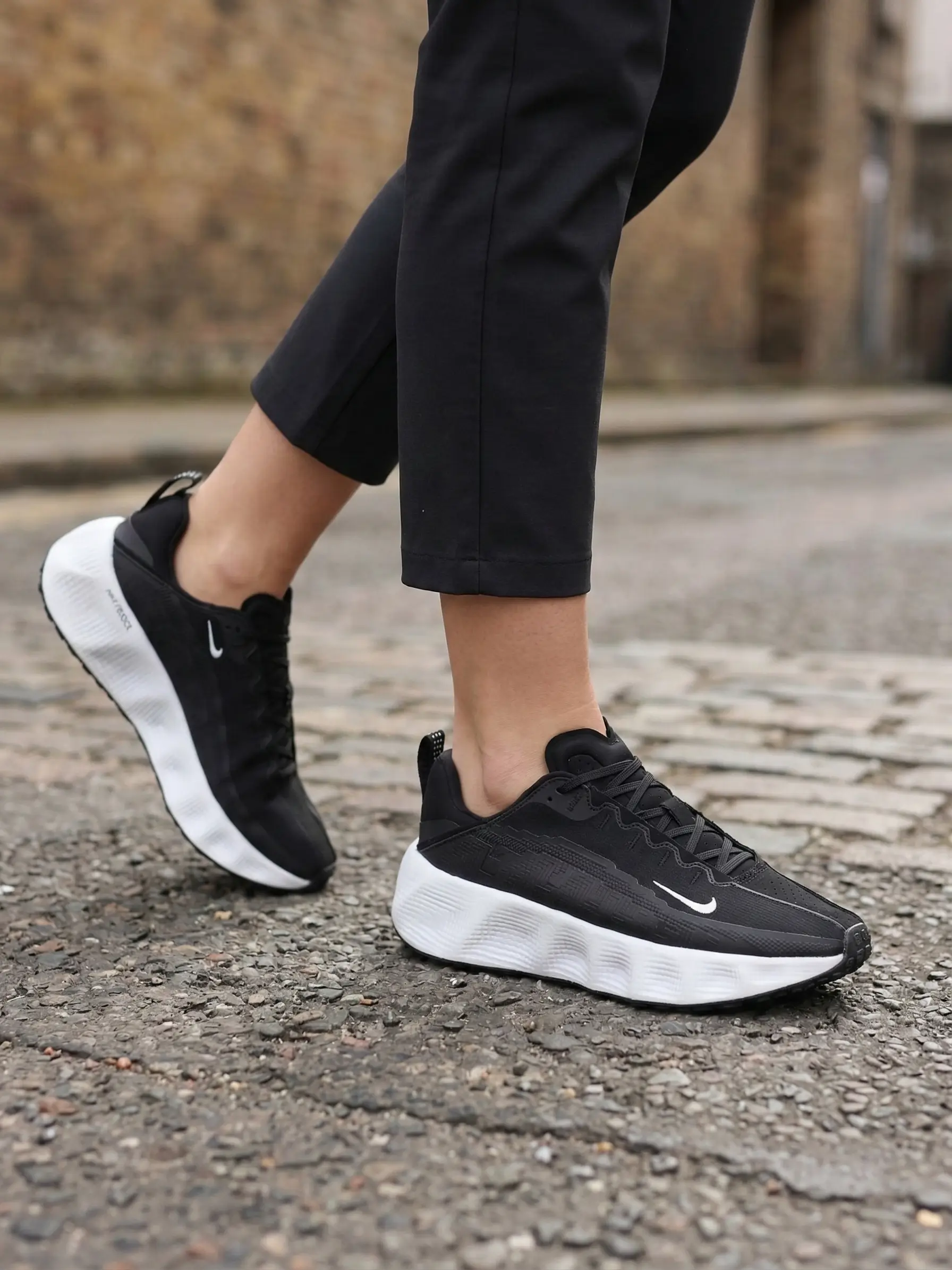 Nike Ava Rover