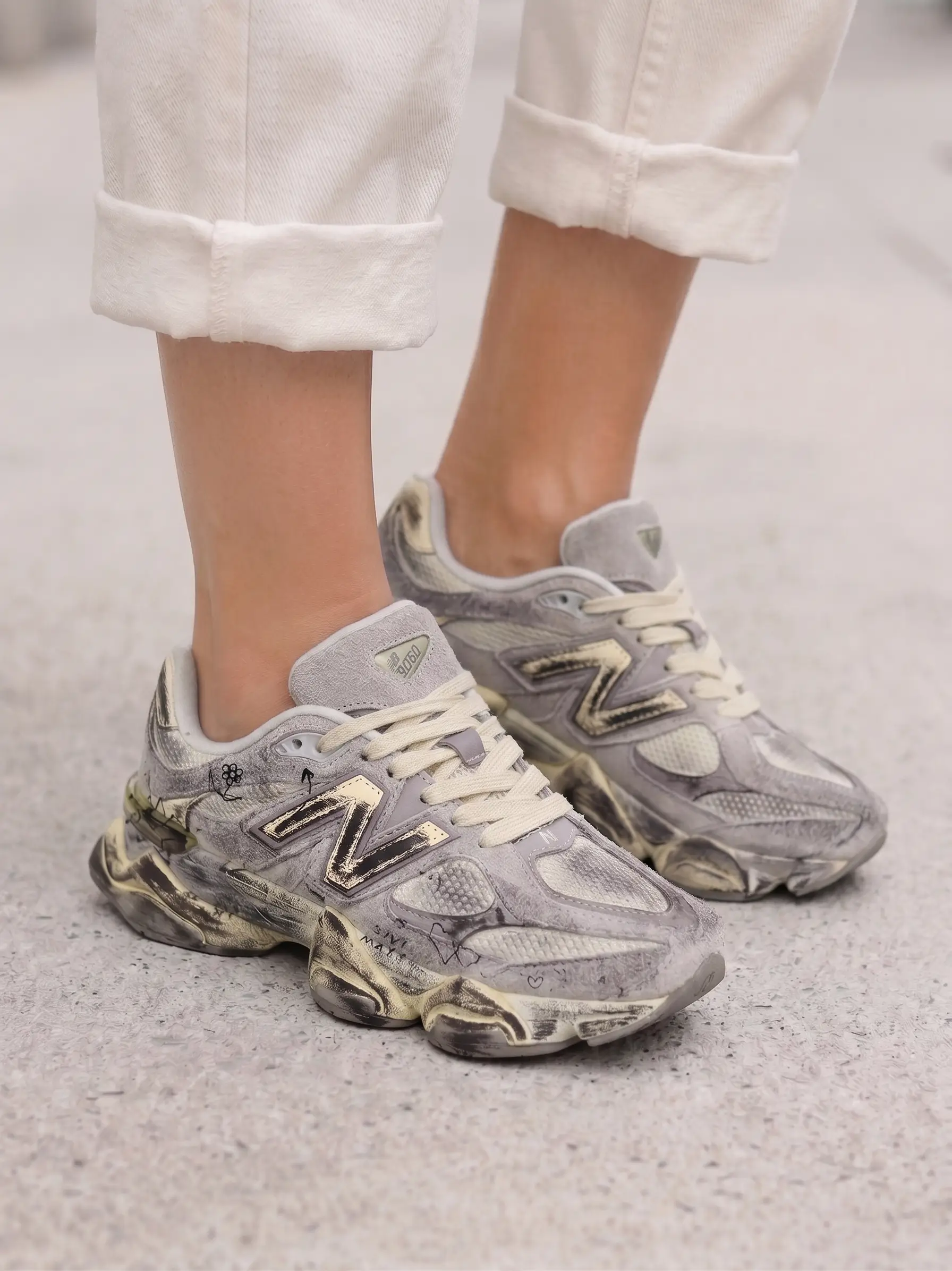 New Balance 9060