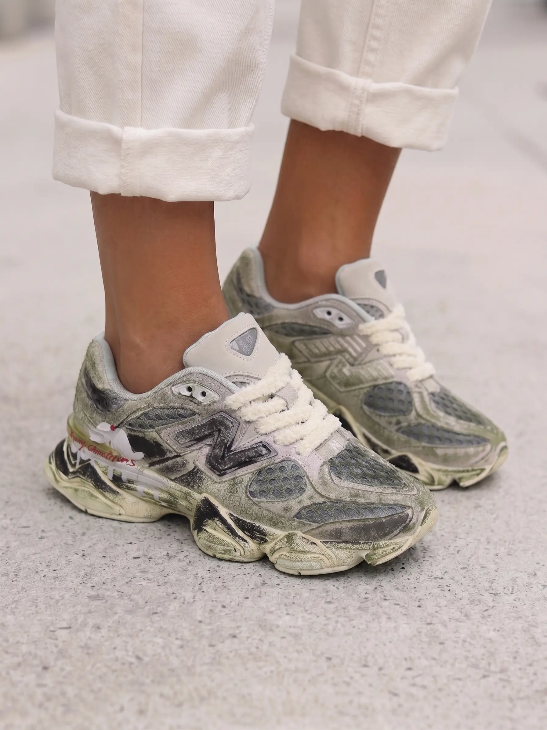 New Balance 9060