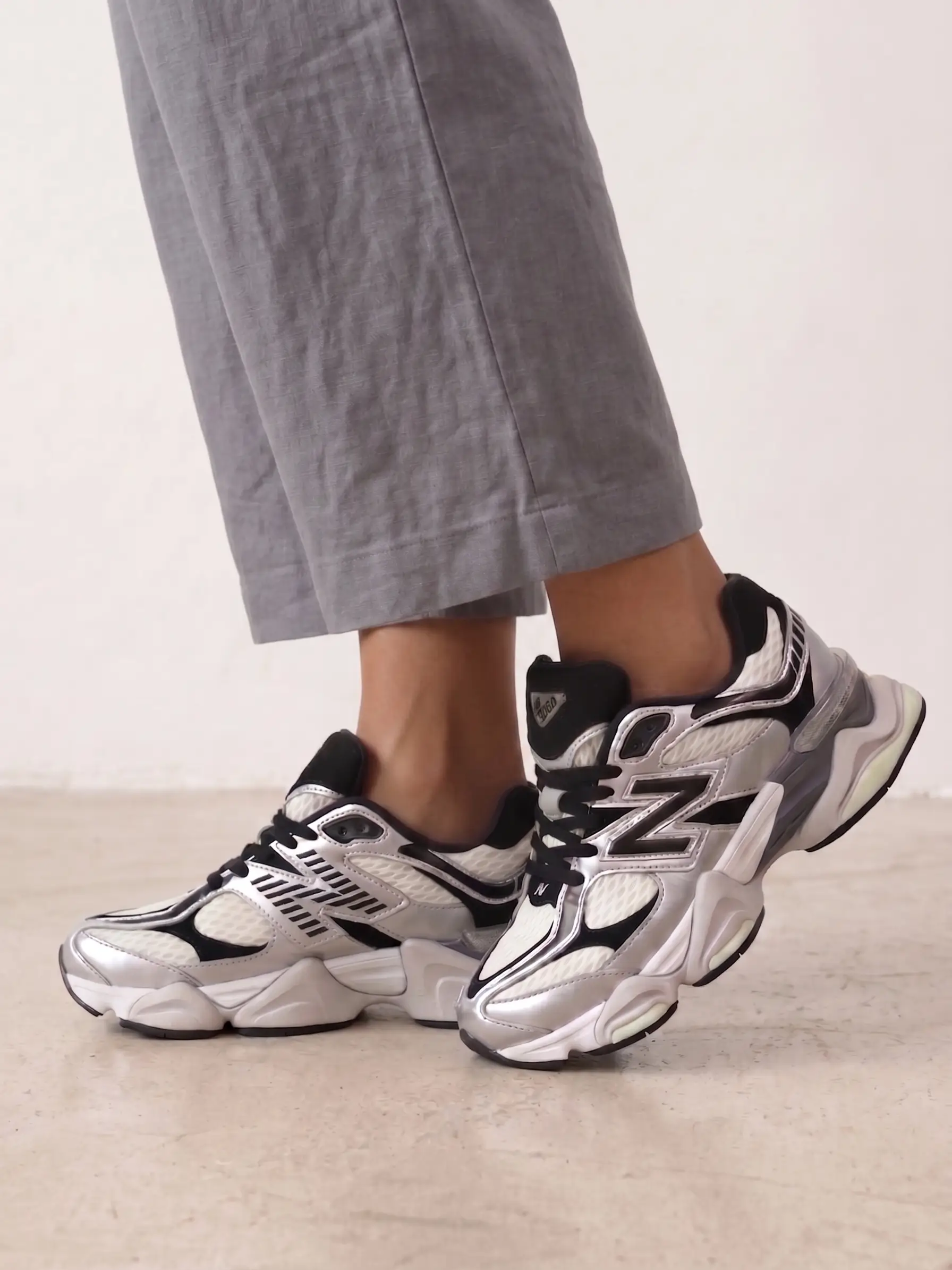 New Balance 9060