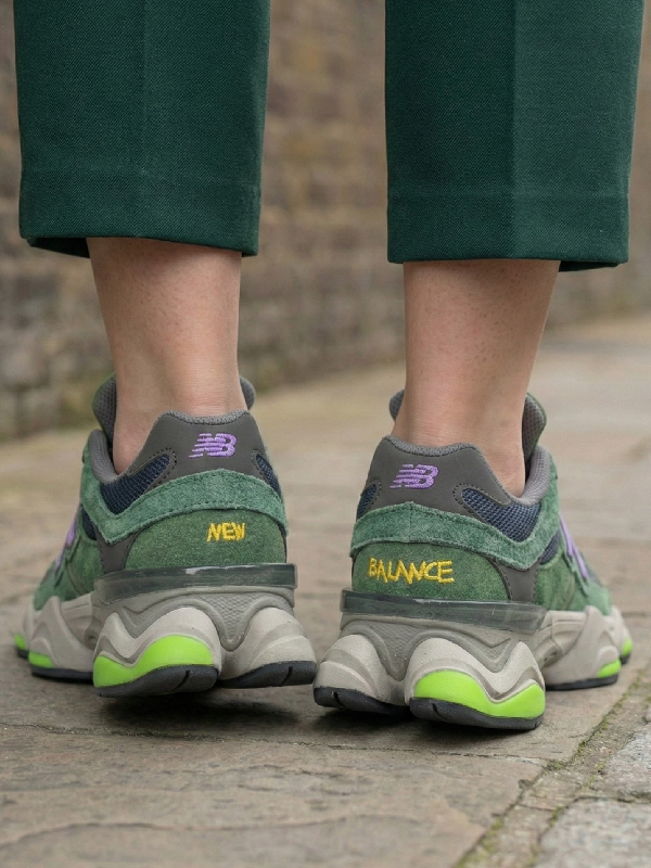 New Balance 9060