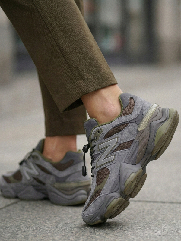 New Balance 9060