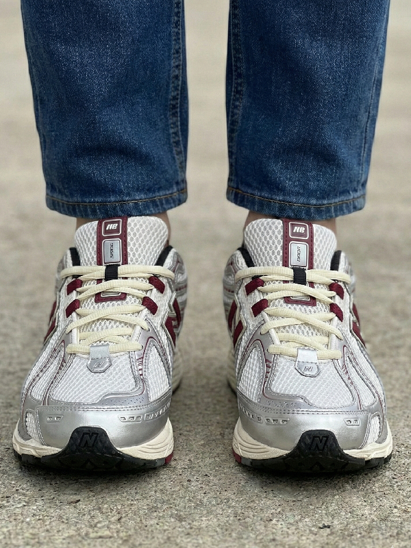 New Balance 1906