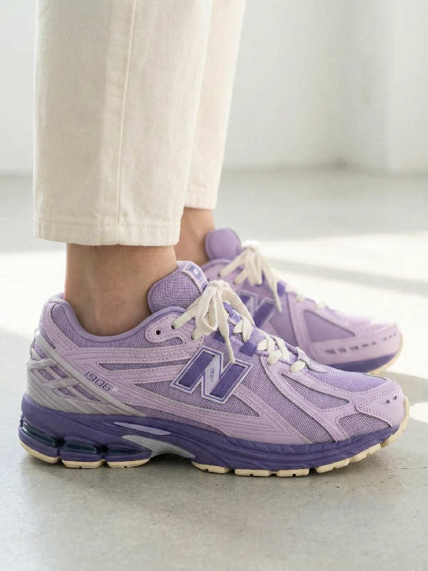 New Balance 1906