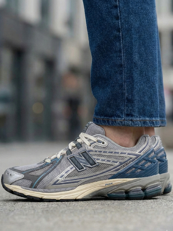 New Balance 1906