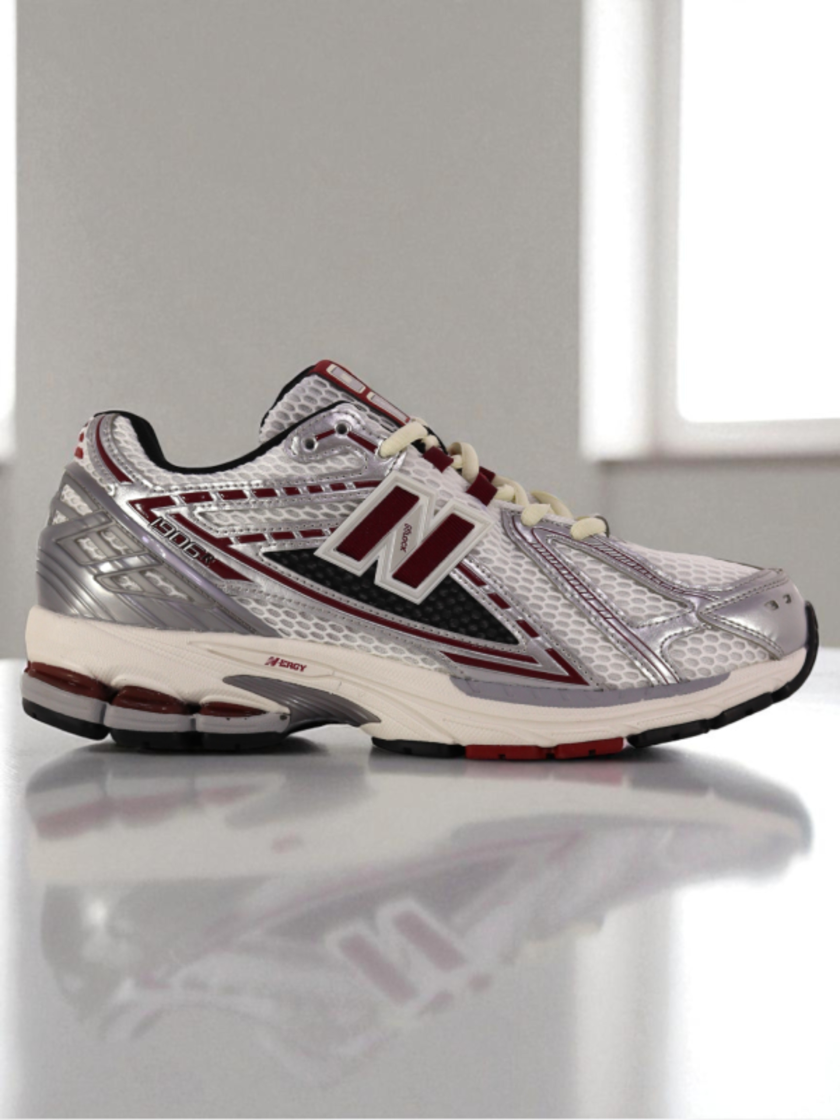New Balance 1906