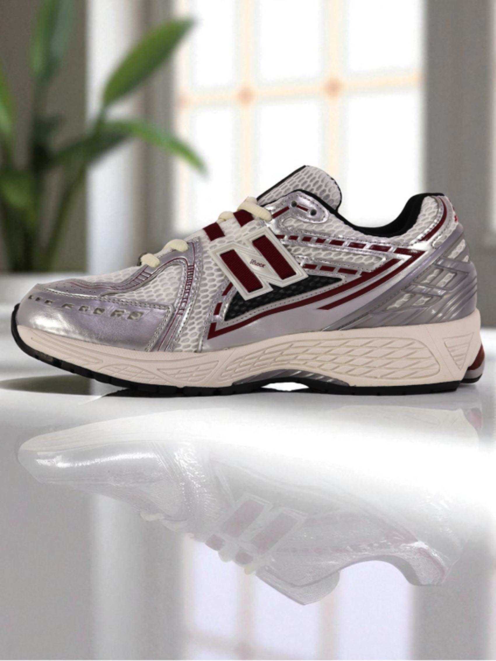 New Balance 1906