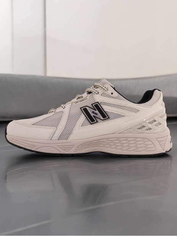 New Balance 1906