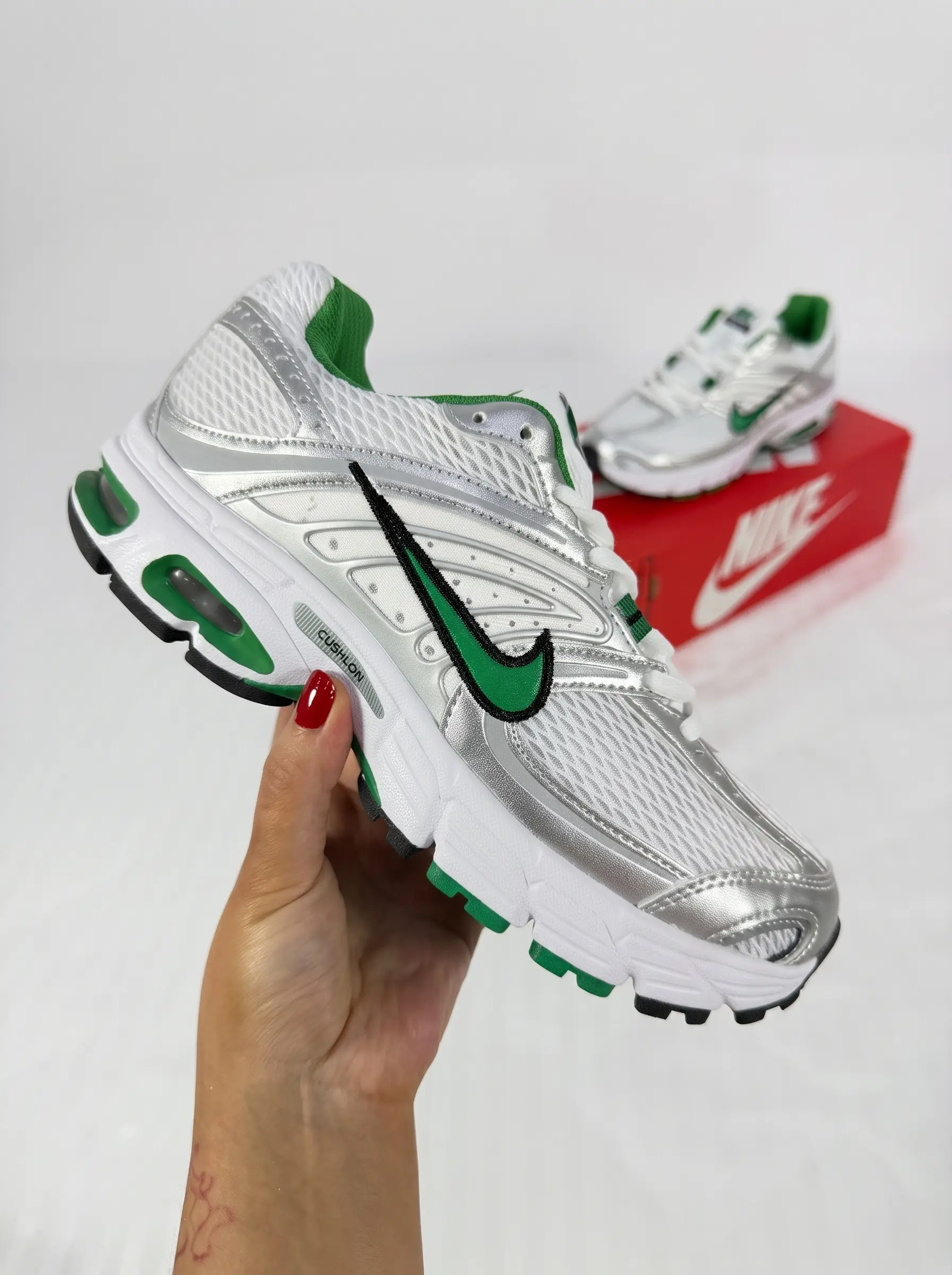 Nike Air Max Moto 2K